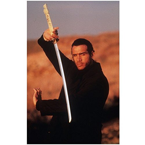 Highlander Adrian Paul as Duncan MacLeod Samarai Pose with Sword 8 x 10 inch photo