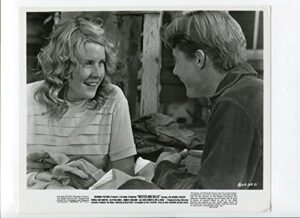 movie photo: buster and billie-jan-michael vincent and pamela sue martin-b&w-still