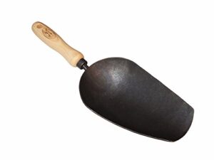 tierra garden dewit forged scoop with ash handle