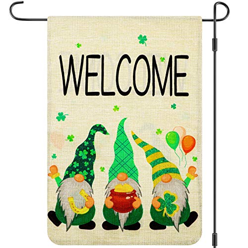 Boao St Patrick's Day Garden Flag Welcome Gnome Garden Flag Double Sided Shamrock Yard Flag Holiday Decorative Garden Flag for St Patrick's Day Indoor Outdoor Decoration, 12.5 x 18 Inches