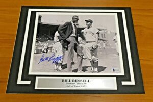bill russell basketball hof signed 8×10 photo matted w/beckett sticker no card