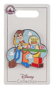 disney pin – toy story land – 2022 release – woody