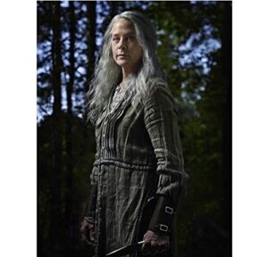 walking dead melissa mcbride as carol holding knife in forest 8 x 10 inch photo