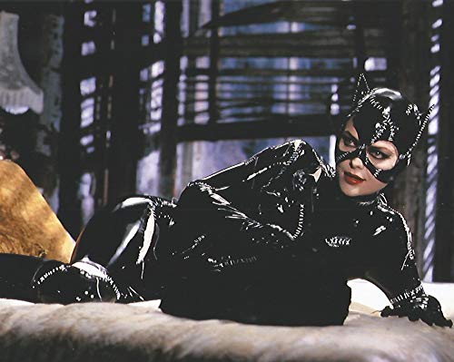 Batman Michelle Pfeiffer as Catwoman lying down #2-8 x 10 Photo 004