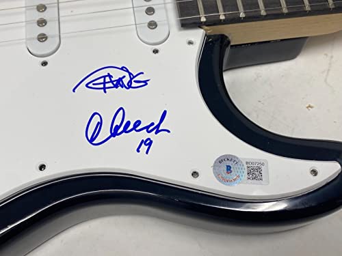 Cheech Marin & Tommy Chong Signed Autographed Electric Guitar Beckett COA