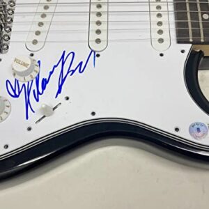 Hilary Duff Signed Autographed Electric Guitar Lizzie McGuire Beckett COA