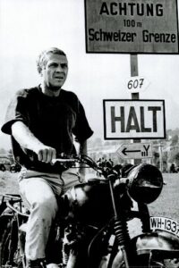 (24×36) the great escape movie (steve mcqueen on motorcycle, no text) poster print