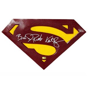 brandon routh and kate bosworth autographed superman returns emblem prop
