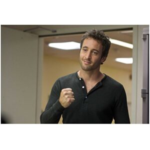 the back-up plan (2010) 8 inch x10 inch photograph alex o’loughlin hot! black shirt right hand making fist kn