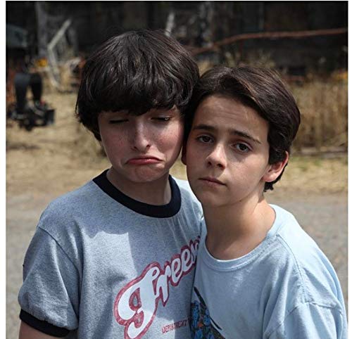 It Finn Wolfhard as Richie with Jake Dylan Grazer as Eddie 8 x 10 Inch Photo