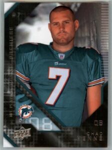 2008 upper deck (ud) rookie premiere # 7 chad henne rc – rookie card – miami dolphins – nfl trading card