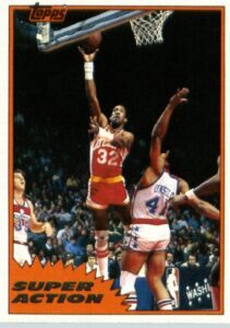 1981 topps basketball card (1981-82) #e110 dan roundfield