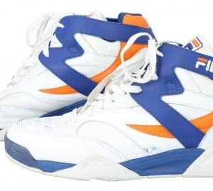 1992-93 Tony Campbell Game-Used Signed Fila Sneakers NY Knicks JSA & MEARS COA - Autographed NBA Sneakers