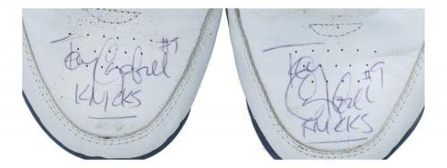 1992-93 Tony Campbell Game-Used Signed Fila Sneakers NY Knicks JSA & MEARS COA - Autographed NBA Sneakers