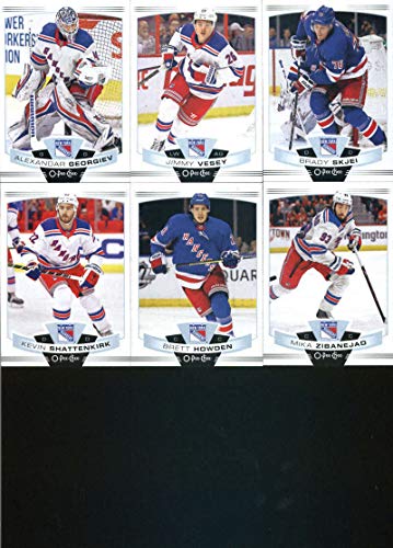 2019-20 O-Pee-Chee Hockey New York Rangers Team Set (Made by Upper Deck) of 15 Cards: Chris Kreider(#21), Henrik Lundqvist(#58), Neal Pionk(#67), Vladislav Namestnikov(#77), Marc Staal(#118), Ryan Strome(#140), Filip Chytil(#179), Lias Andersson(#197), Pa