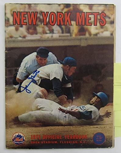 Tom Seaver Nolan Ryan Jerry Koosman +17 Signed 1971 Mets Yearbook JSA XX78761 - Autographed MLB Magazines