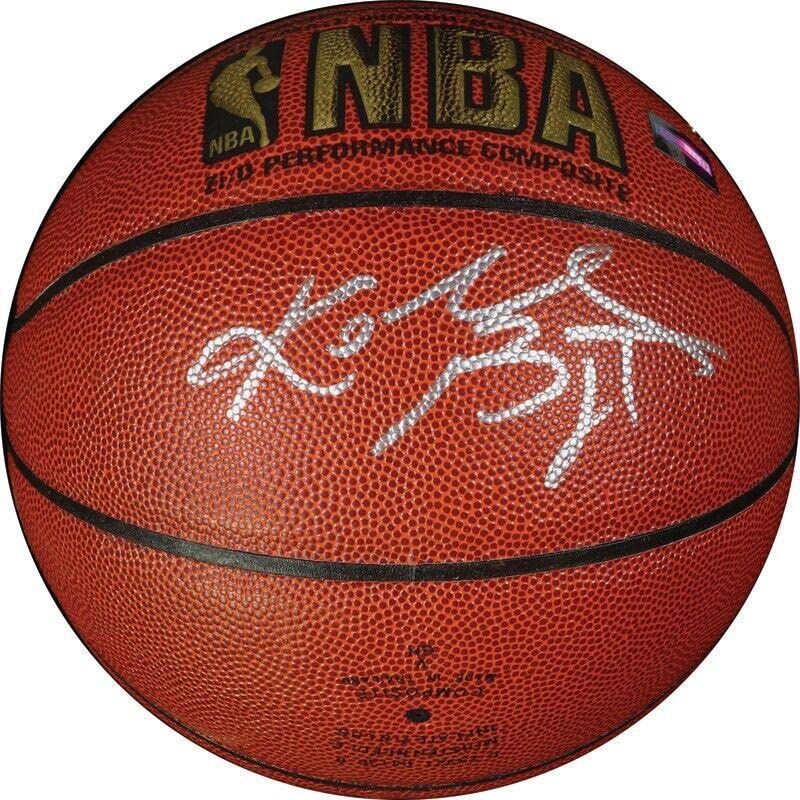 Kobe Bryant Signed Spalding NBA Basketball Bold Auto PSA DNA COA - Autographed Basketballs