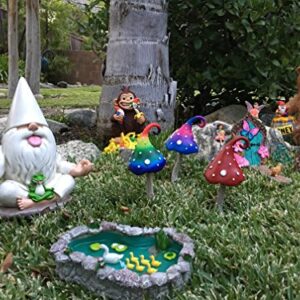 GlitZGlam Miniature Bear and Gnomes with Honey - A Garden Gnome Statue for Your Fairy Garden