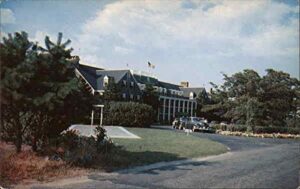 oyster harbors club osterville, massachusetts ma original vintage postcard