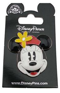 disney pin – minnie mouse sculpted face with red hat