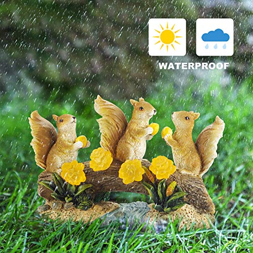 MIXXIDEA Garden Solar Squirrel Statue Waterproof Squirrel with 4 LED Lights Animal Figurines Sculptures & Statues for Outdoor Decorations Ornament for Garden