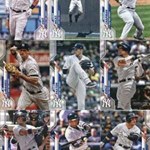 2020 Topps Series 1 New York Yankees Team Set of 12 Cards: Aaron Judge(#7), Gleyber Torres(#16), Gary Sanchez(#46), James Paxton(#68), New York Yankees(#83), DJ LeMahieu(#121), Gleybar Torres/Didi Gregorius(#157), Aroldis Chapman(#161), Aaron Hicks(#252),