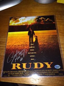 rudy ruettiger autographed 8x10 photo