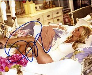 pamela anderson 8×10 female celebrity photo signed in-person