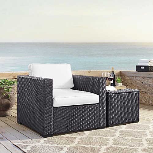 Crosley Furniture KO70130BR-WH Biscayne Outdoor Wicker Arm Chair with White Cushions - Brown