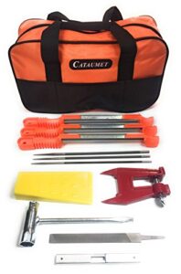 cataumet chainsaw sharpener file kit includes 3 round files sizes 5/32″ 3/16″ 7/32″ with 3 sharpening guide handles 1 stump vise 1 felling wedge 1 flat file1 depth gauge 1 wrench 1 large field bag