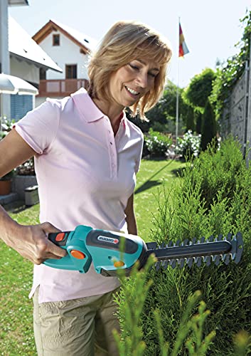 Gardena 8895-U 7-Inch Cordless Lithium Ion Shrub Shears, Comfort Cut