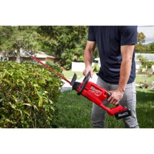 Milwaukee M18 Fuel 18 in. 18 V Battery Hedge Trimmer Tool Only