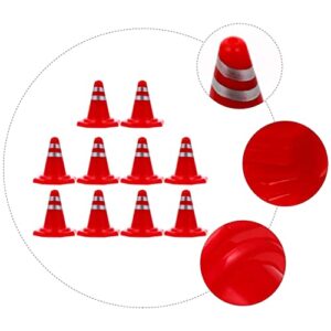 CANIGHT 100 pcs DIY Pattern Sand Props Aids Mini Cones Cone with Playthings Photo Training Style Driveway Theme Field Prop Home Random Decor Plastic Child Sports Street Mats Pretend