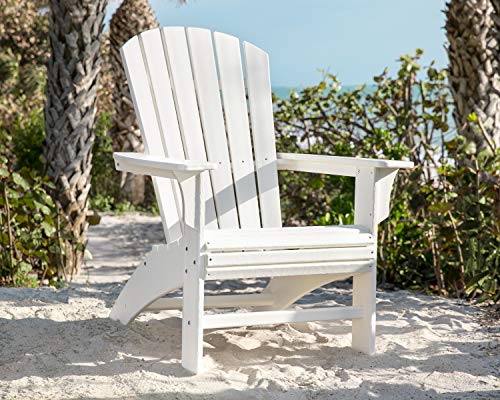 Trex Outdoor Furniture Yacht Club Curveback Adirondack Chair in Charcoal Black