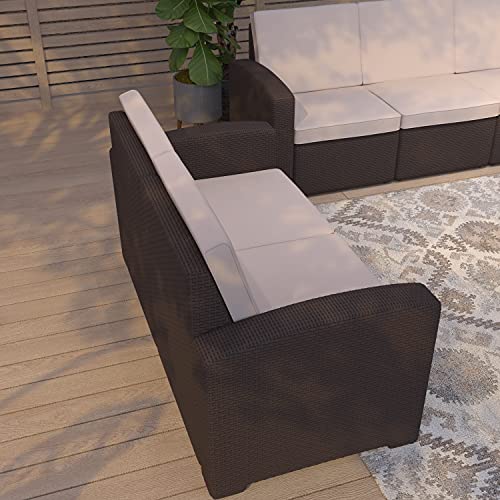 Merrick Lane Malmok Outdoor Furniture Resin Loveseat Chocolate Brown Faux Rattan Wicker Pattern 2-Seat Loveseat with All-Weather Beige Cushions