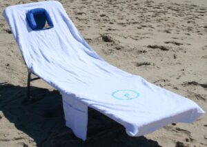 ostrich chaise – custom fitted towel, white