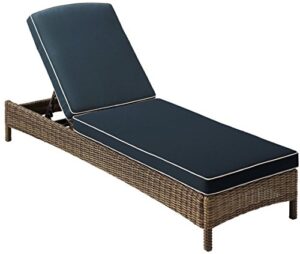 crosley furniture ko70070wb-nv bradenton outdoor wicker chaise lounge, brown with navy cushions