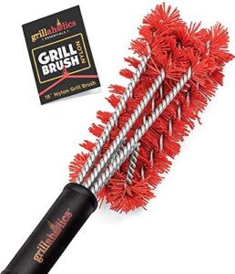 grillaholics essentials nylon grill brush – bristle free alternative – nylon cold scrub technology cleans between the grates – lifetime manufacturer’s warranty