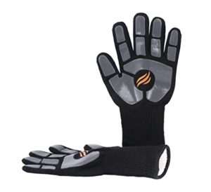 blackstone 5558 griddle gloves with silicone palm pads – heat resistant up to 500 degrees, easy grip for indoor and outdoor cooking, grilling, baking, fire pit, fryer, oven, one size, black/grey