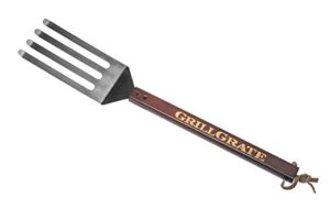 the gratetool – grilling spatula designed to fit grillgrates