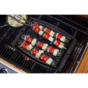 Lodge L15RCGT 15"x12" Cast Iron Grill Topper, Black