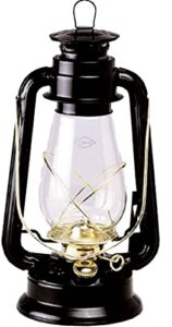 v&o 210-21000 pathfinder brass trim oil lantern, black
