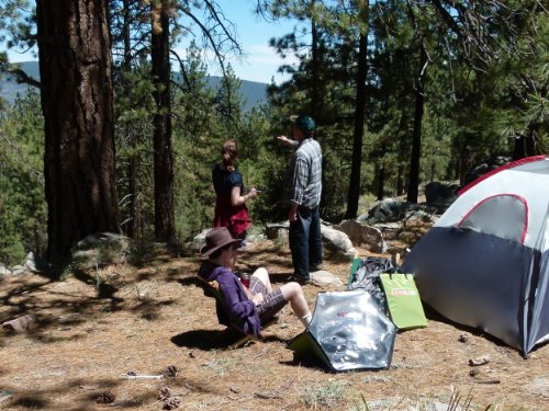 Sunflair Portable Solar Oven Deluxe with Complete Cookware, Dehydrating Racks and Thermometer