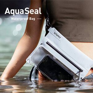 bitplay AquaSeal Waterproof Bag in Sand - Dry Bag/Sacoche/Phone Pouch with Adjustable Strap for Phone and Valuables