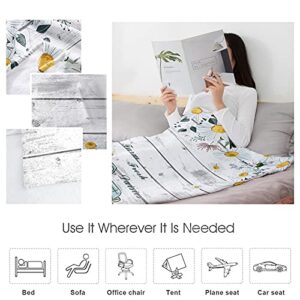 Truck Daisy Flower Throw Blanket 50" x 60", Lightweight Soft Bed Blanket for Bedroom Living Rooms, Cozy Fleece Comfy Microfiber Throw Blankets for Couch Sofa, Wild Floral Fresh Design Farmhouse Plank