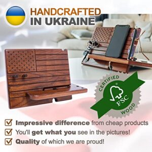 TESLYAR Natural Ash Wood Phone Docking Station National American USA Flag Hooks Key Holder Watch Organizer Men Gift Husband Anniversary Birthday Nightstand Purse Father Graduation Male