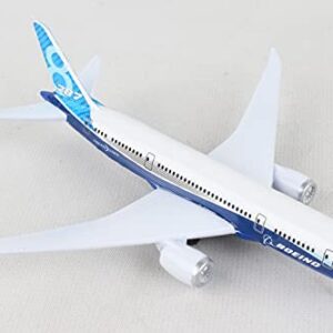 Daron Boeing Commerical Play Set w/ 787 RT7471