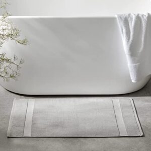 amazon aware 100% organic cotton bath mat - 20 x 31-inches, light gray