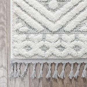 Well Woven Salem Eliana Cream Tribal Geometric Chevron Pattern High-Low Textured 5x7 (5'3" x 7'3") Area Rug