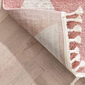 Well Woven Tango Pink Geometric Triangle Pattern Stain-Resistant Area Rug 3x5 (3'11" x 5'3")